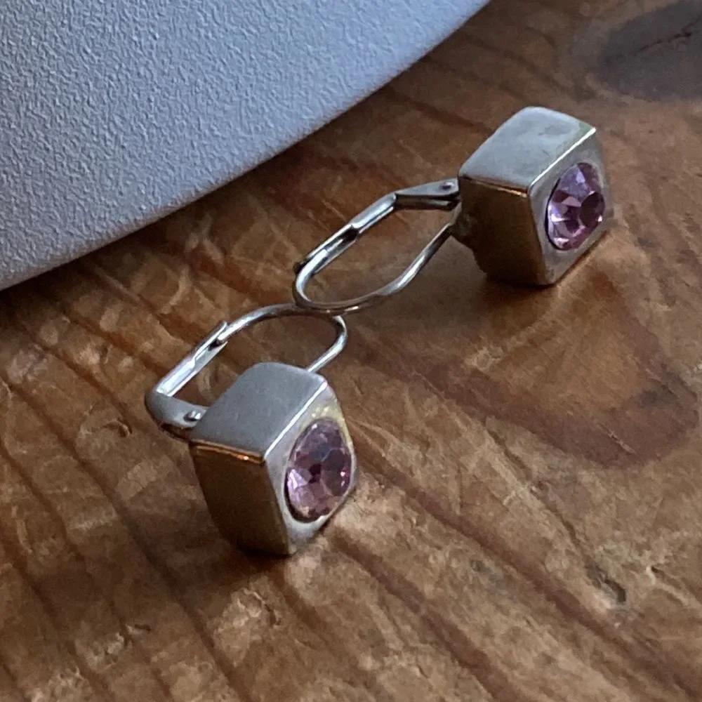 💛 Y2K Silver Plated Square Pink Rhinestone Hook Back Earrings - Picture 7 of 7